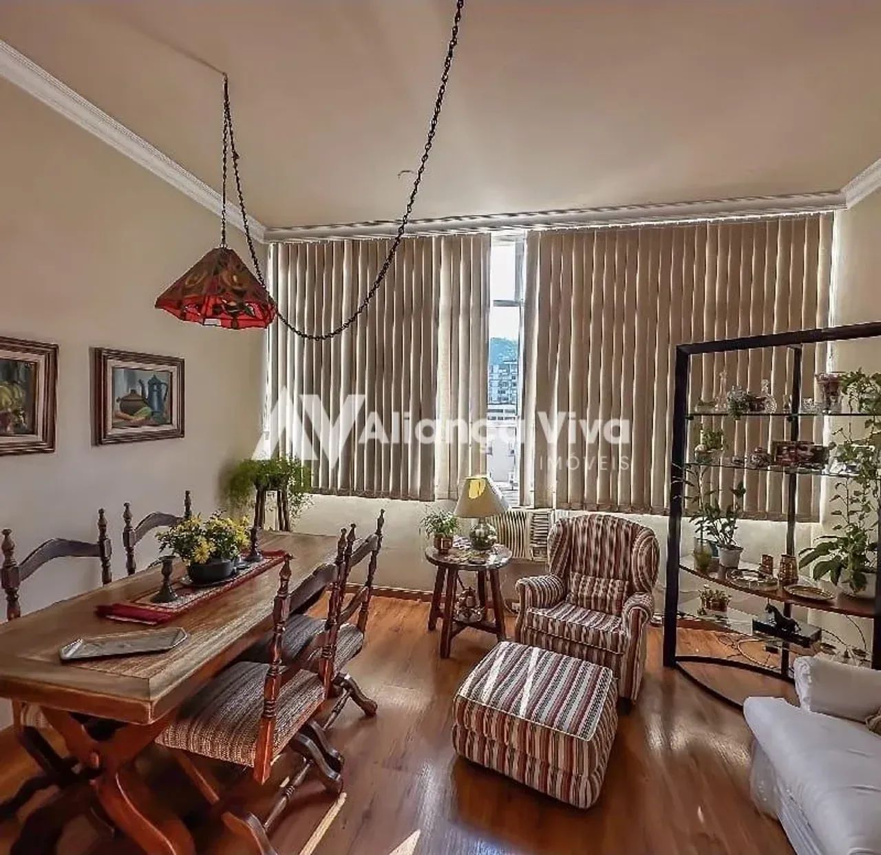 Laranjeiras | Apartamento 3 quartos, sendo 1 suite - Foto 2