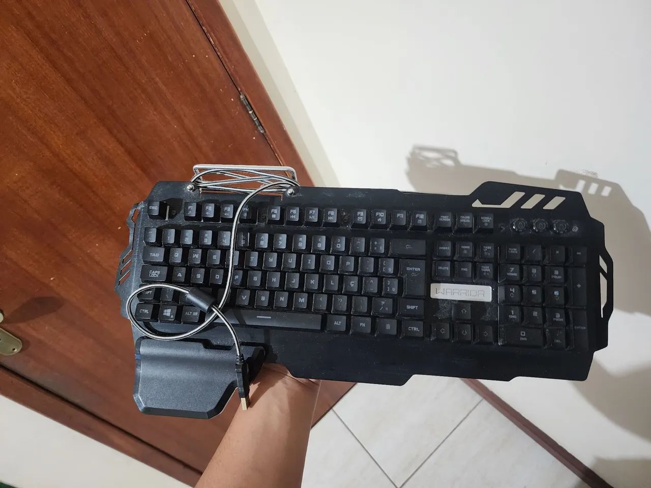 Teclado semi mecânico com rgb