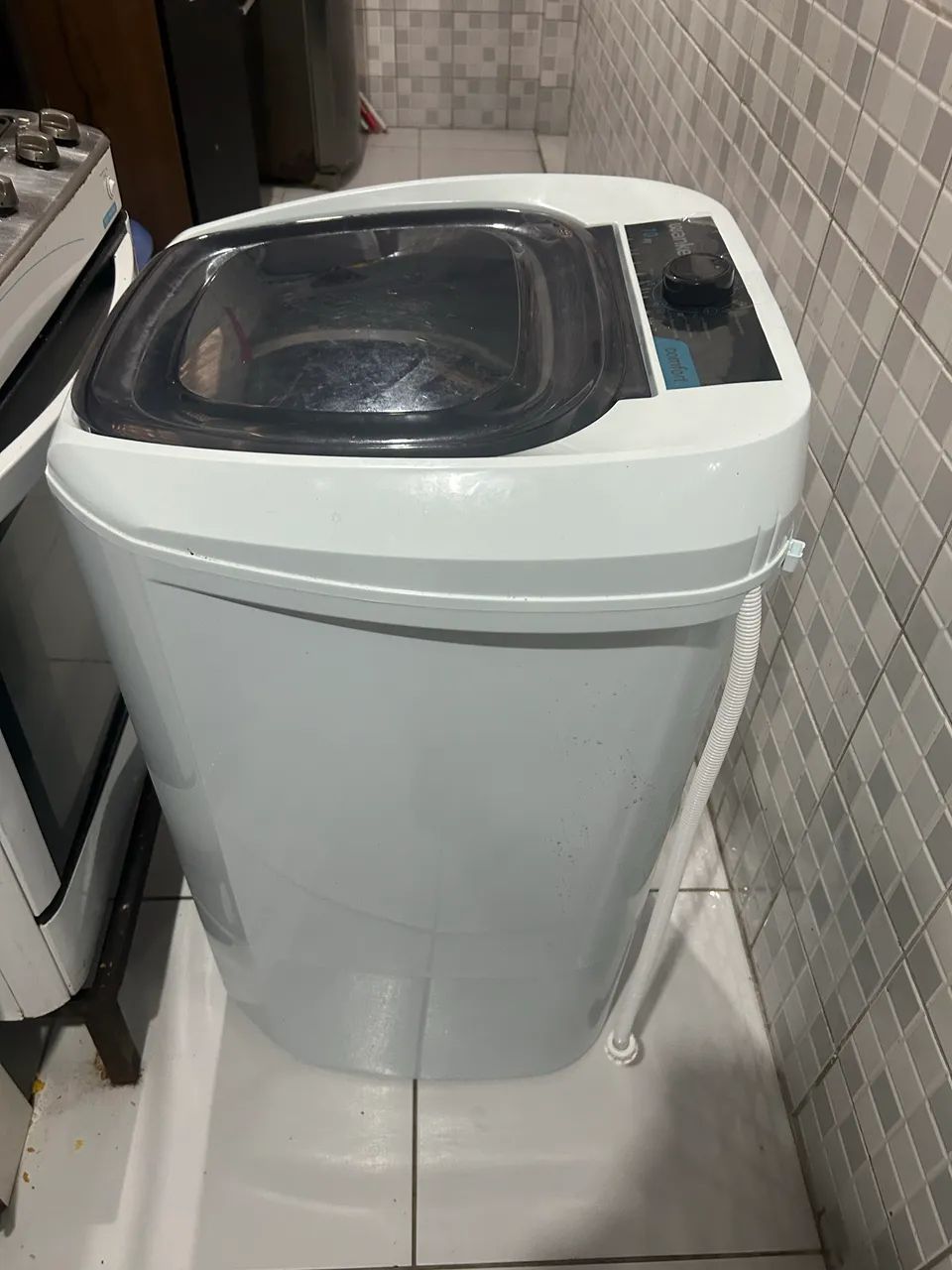 Tanquinho em excelente estado, praticamente novo, com apenas 25 dias de uso. - Foto 4