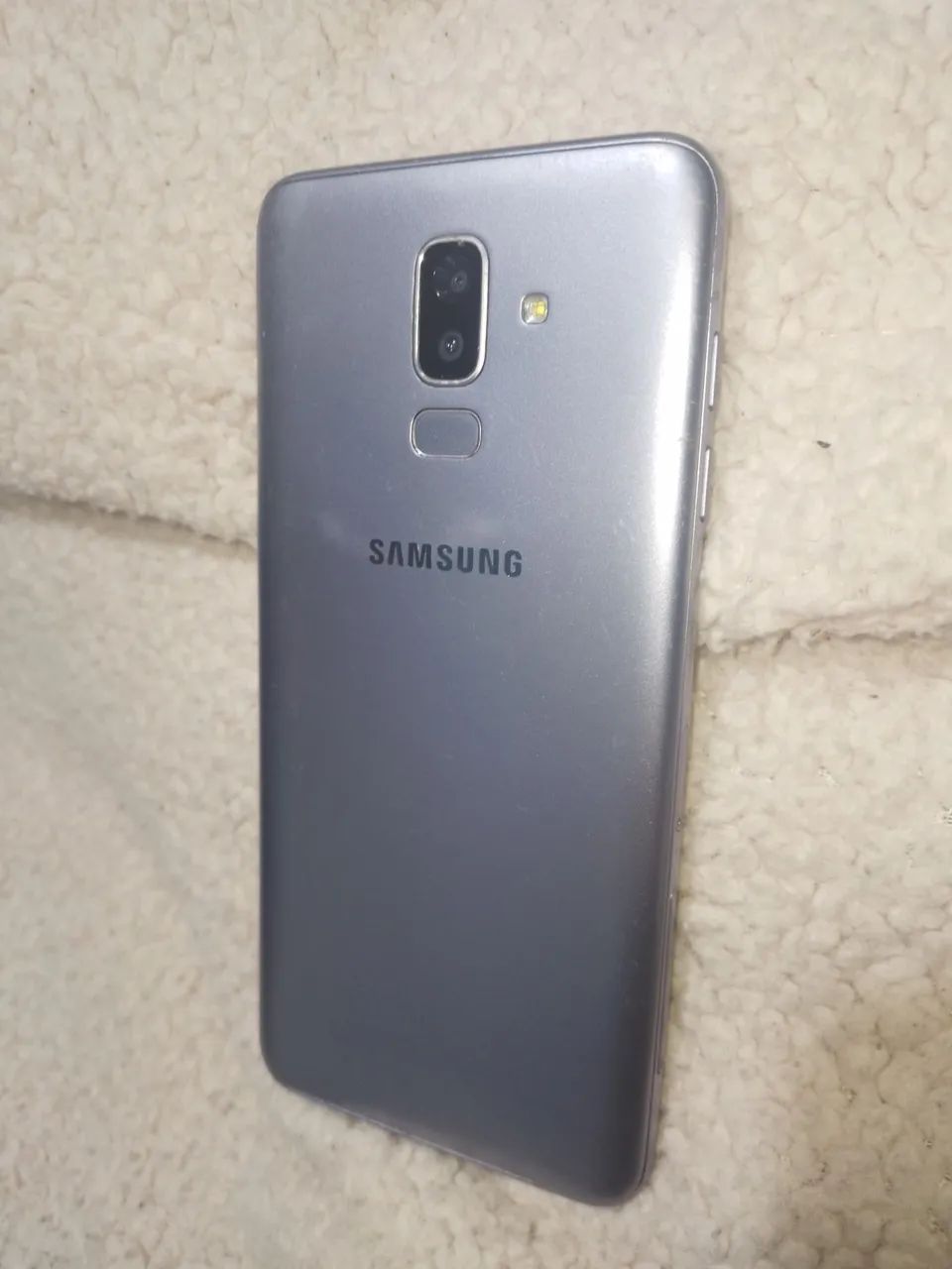 Samsung j8 semi novo - Foto 4