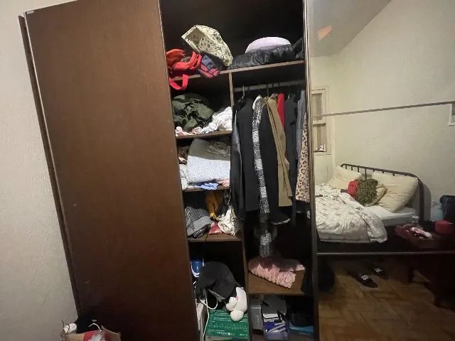 Guarda roupa de casal com espelho  - Foto 4