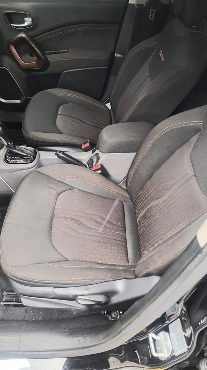 Fiat Toro Volcano 2.0 16V 4x4 TB Diesel Aut., foto 10 de 16