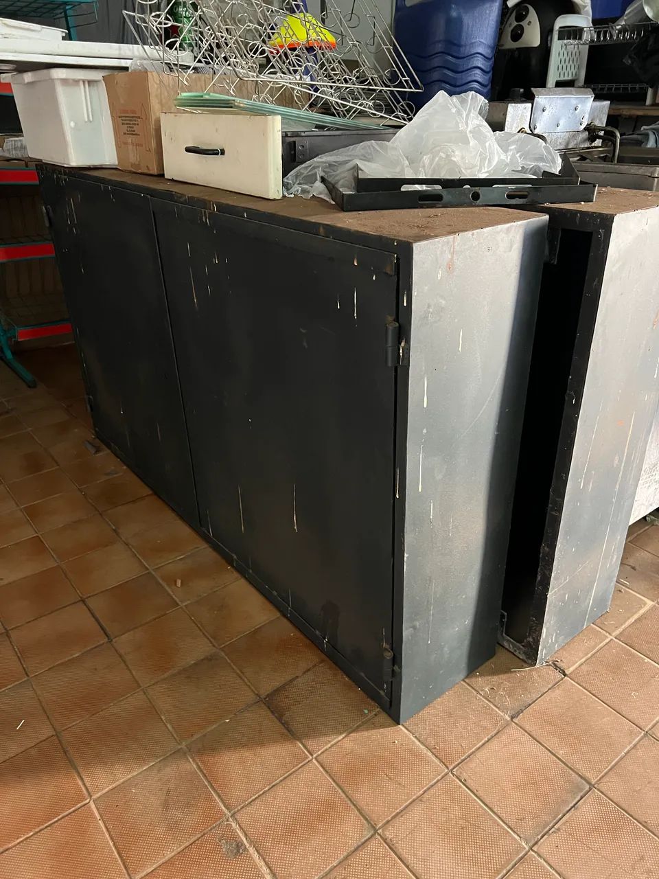 Caixa de proteção a roubo para TV.  - Foto 2