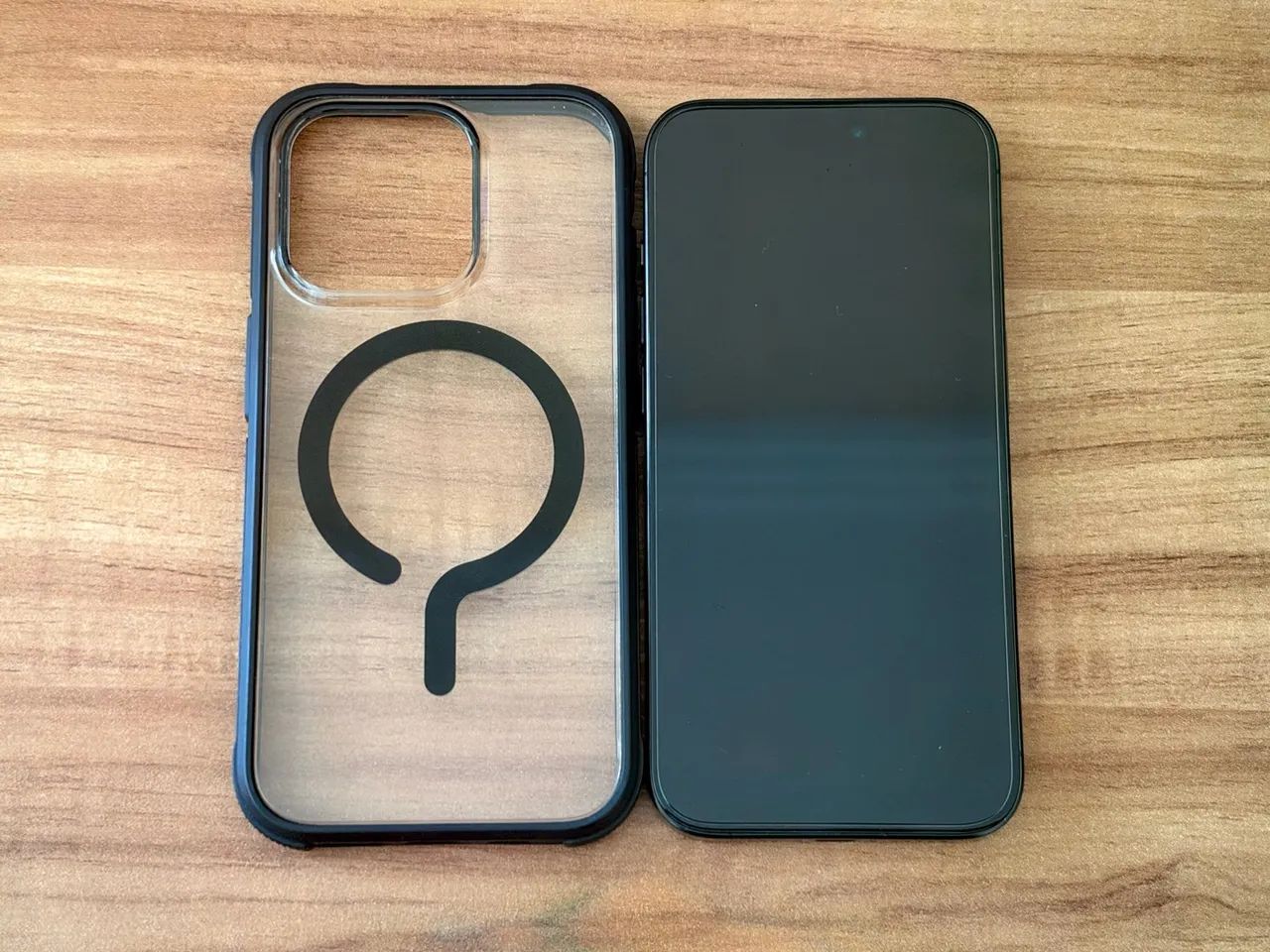 iPhone 15 Pro (256GB) Titânio Preto - Foto 3