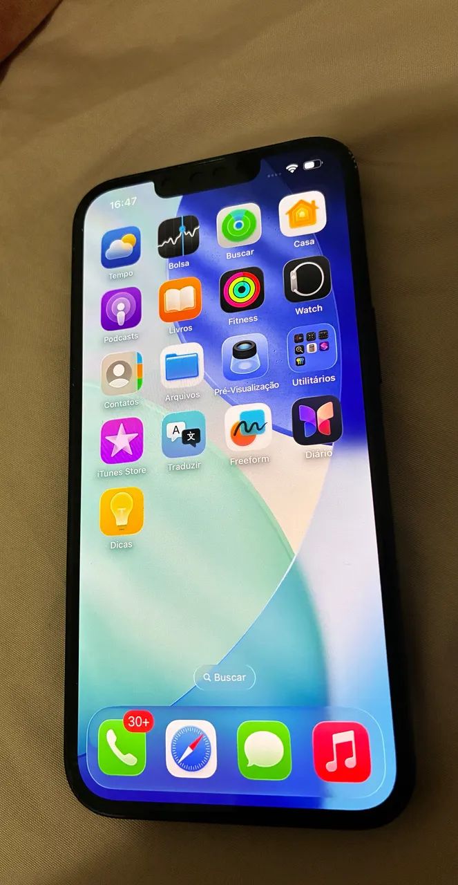 iPhone 13