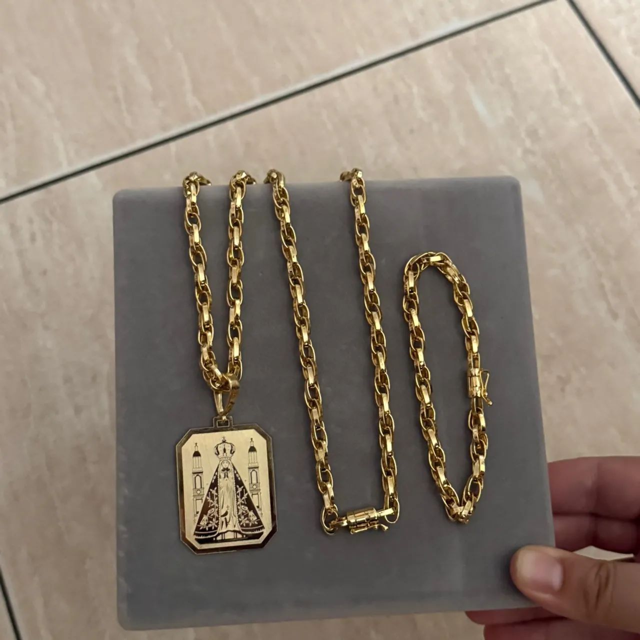 Kit moeda antiga com banho de ouro 