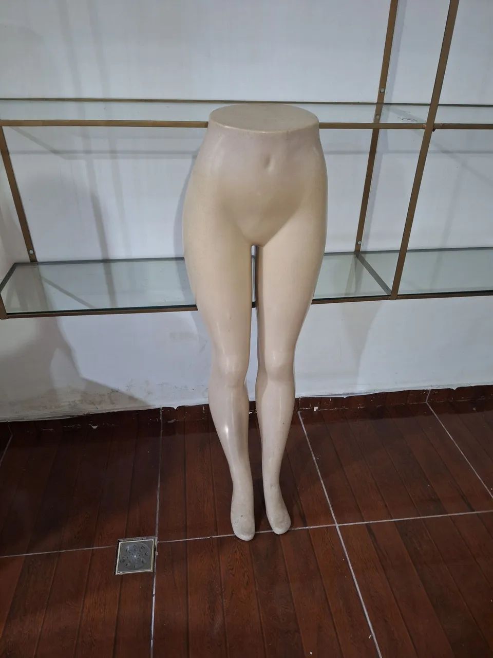 Perna de manequin feminina - Foto 3