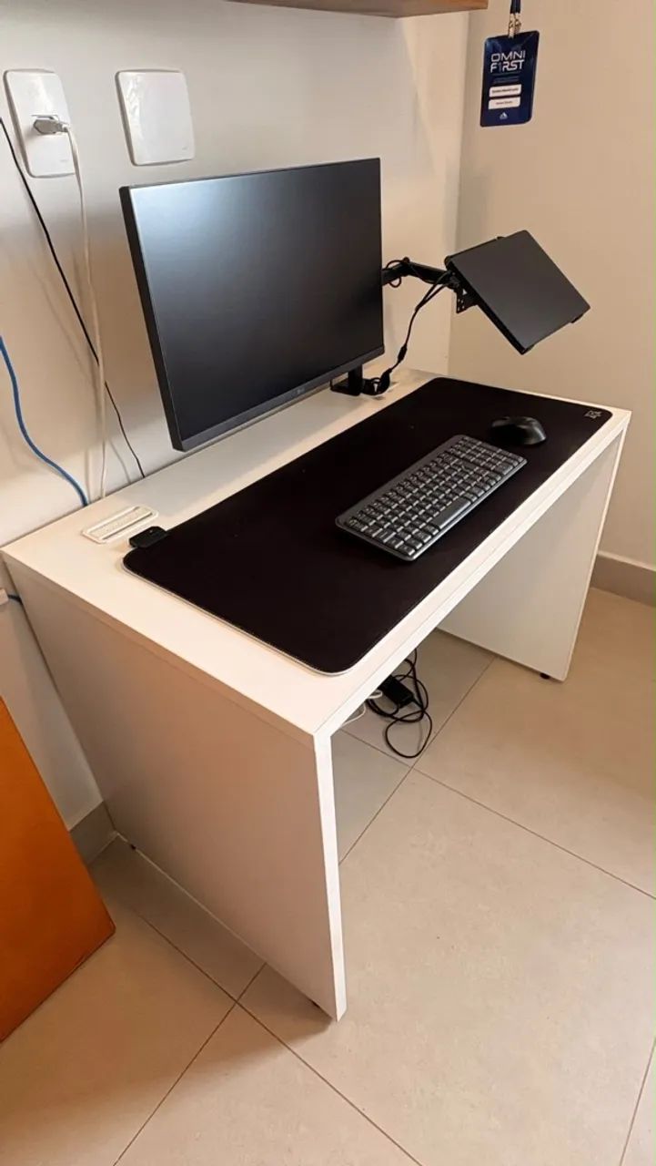 Escrivaninha 100% MDF reforçado 