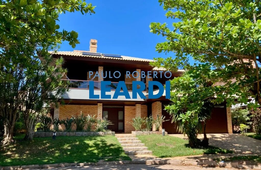 CASA TÉRREA - JURERÊ INTERNACIONAL - SC