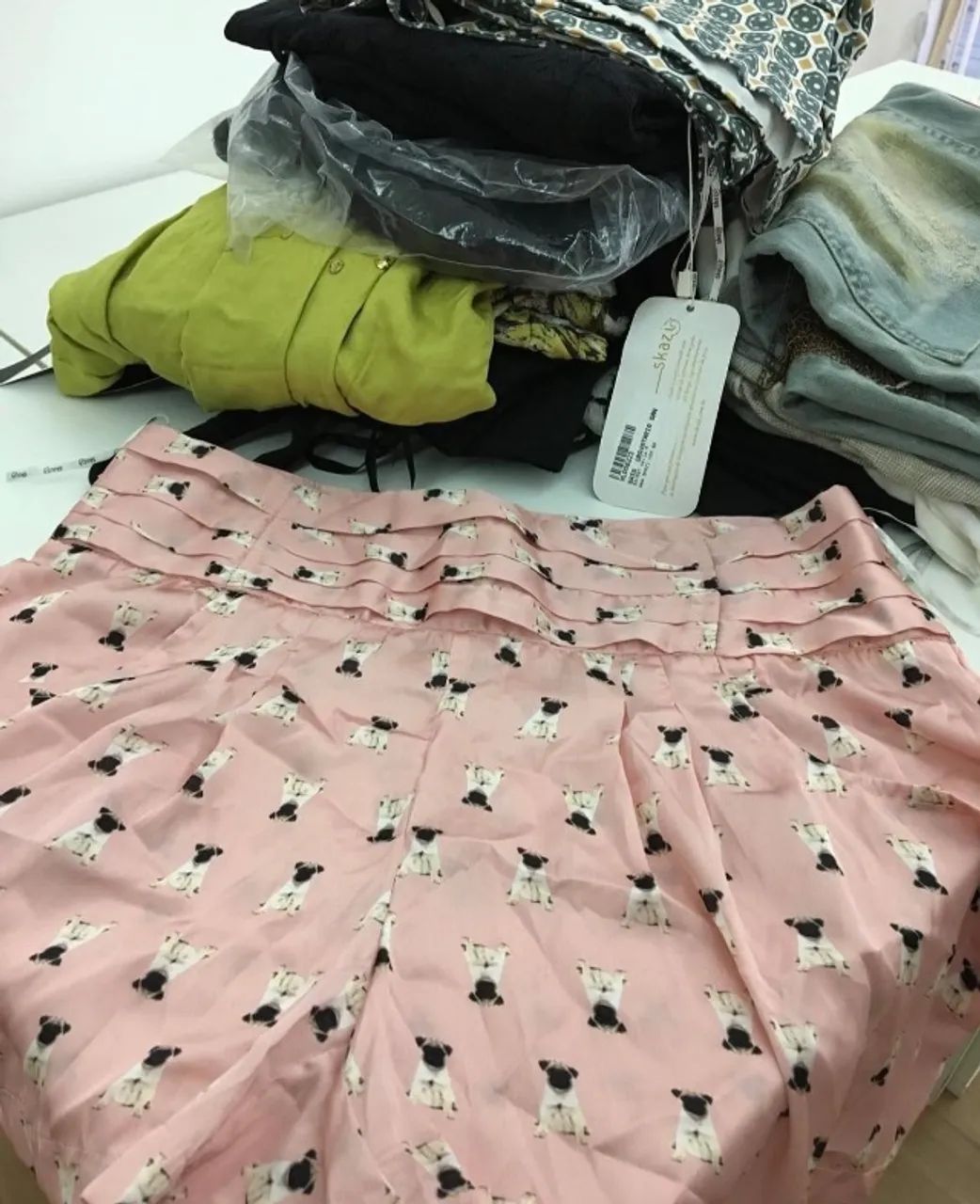Lote com Roupas novas e seminovas +150 peças  - Foto 2