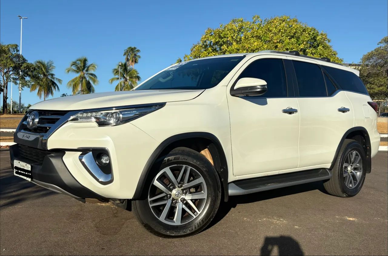 Toyota Hilux Hilux SW4 SRX 4x4 2.8 TDI 16V Dies. Aut. 2019