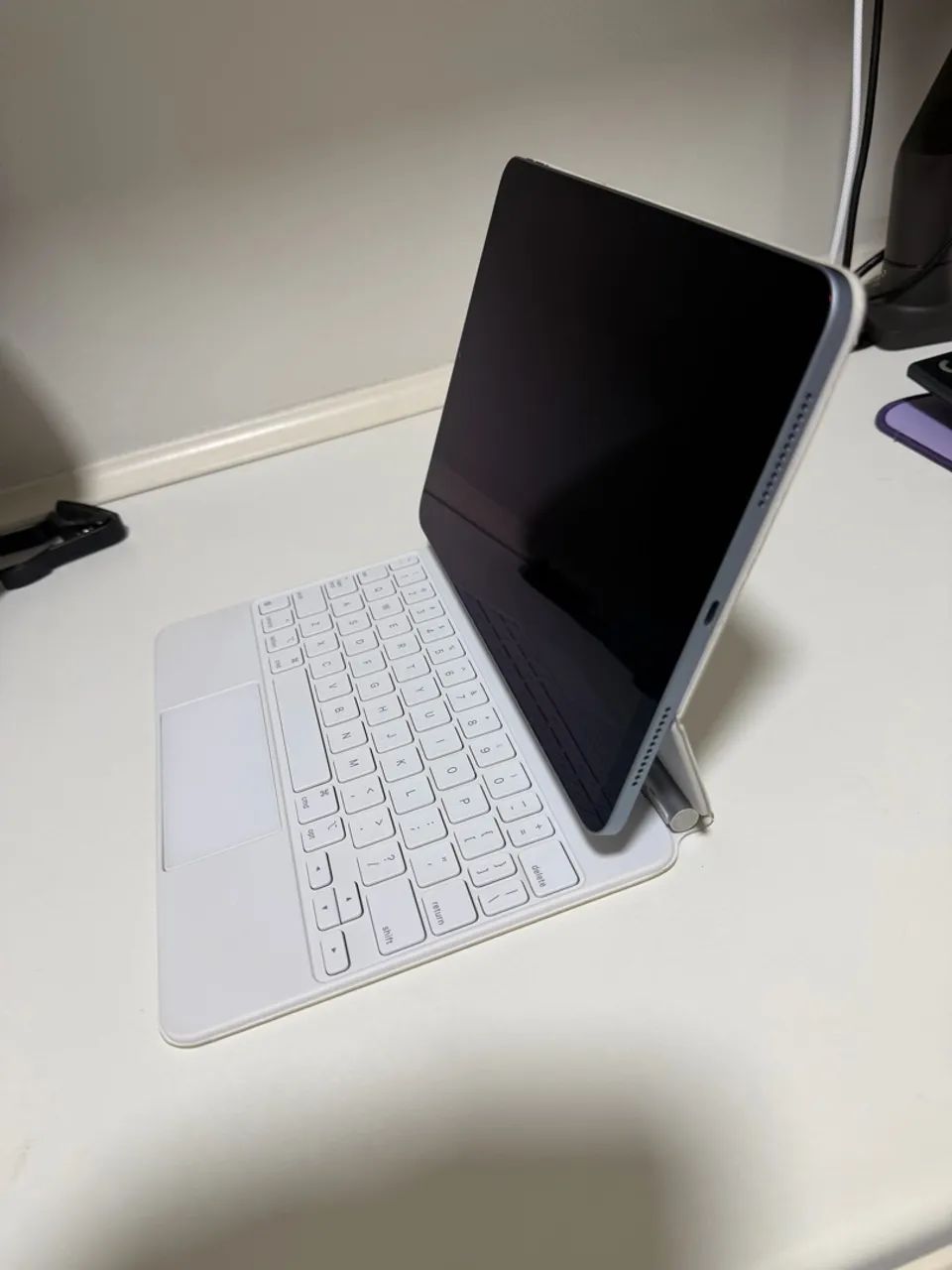 iPad Air 4 Geração + Apple Keyboard e Apple Pencil - Foto 2