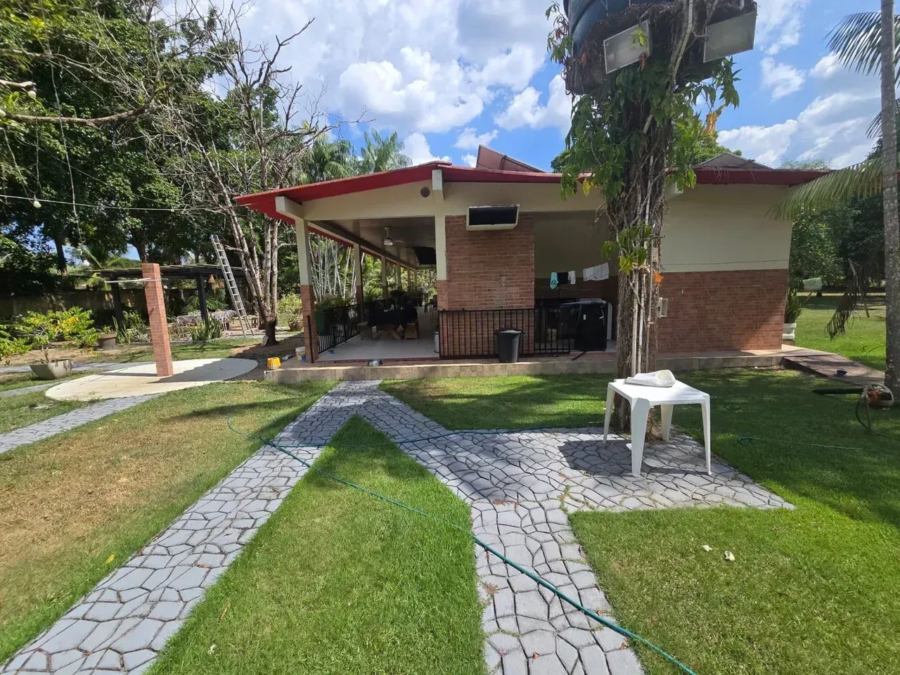 Lindo Imóvel Com Piscina no Tarumã! - Foto 2