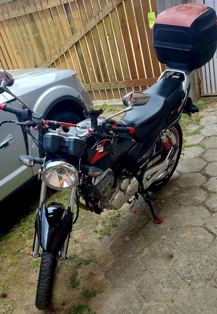 SUZUKI GSR 150i - Foto 2