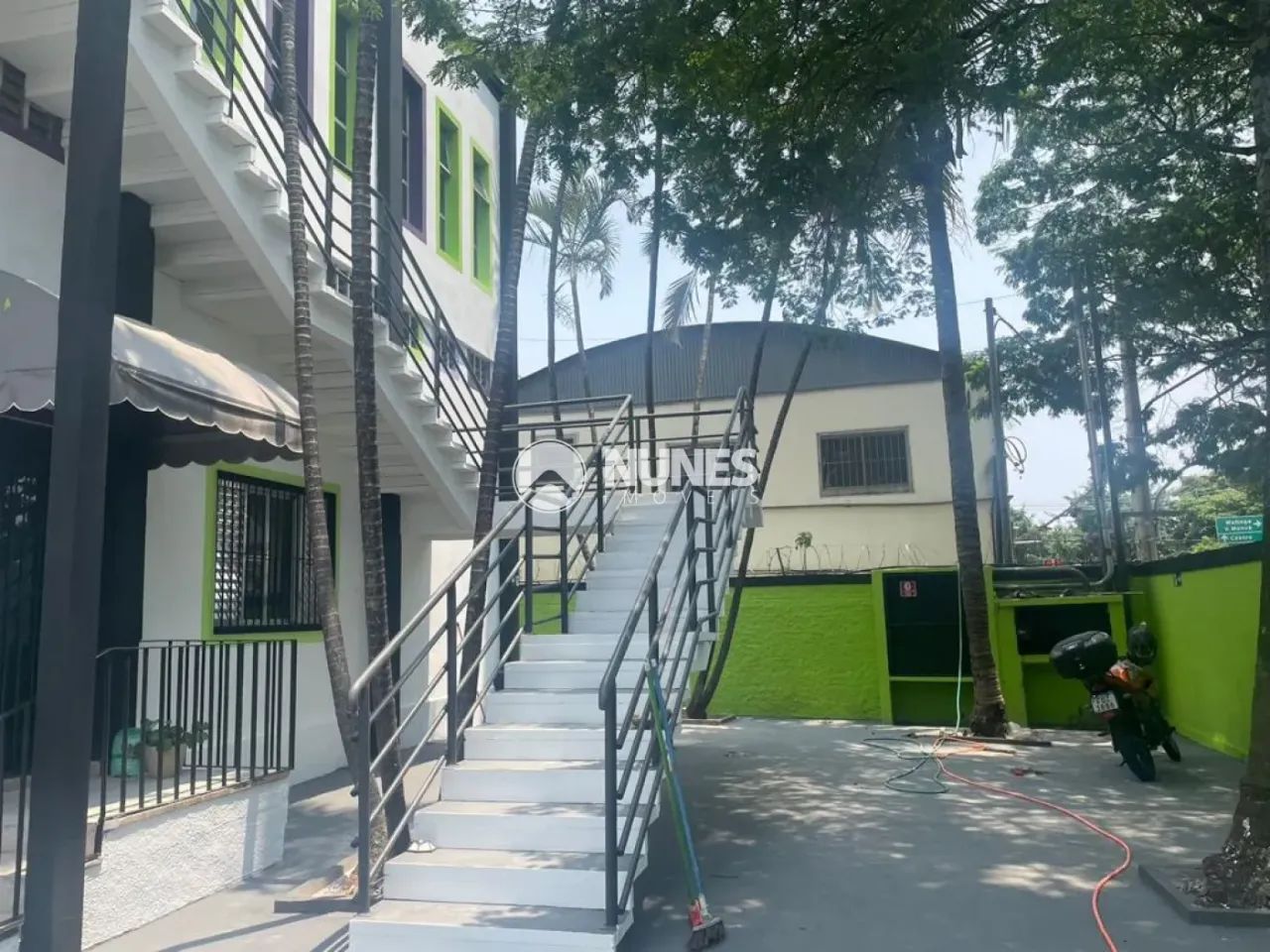 Prédio comercial com galpão em Osasco à 5 minutos das marginais - Foto 2