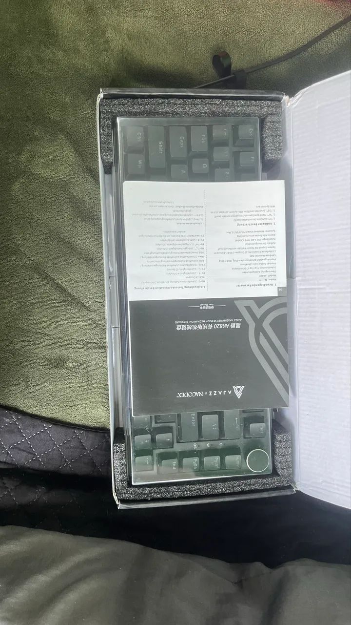 teclado ajazz ak820
