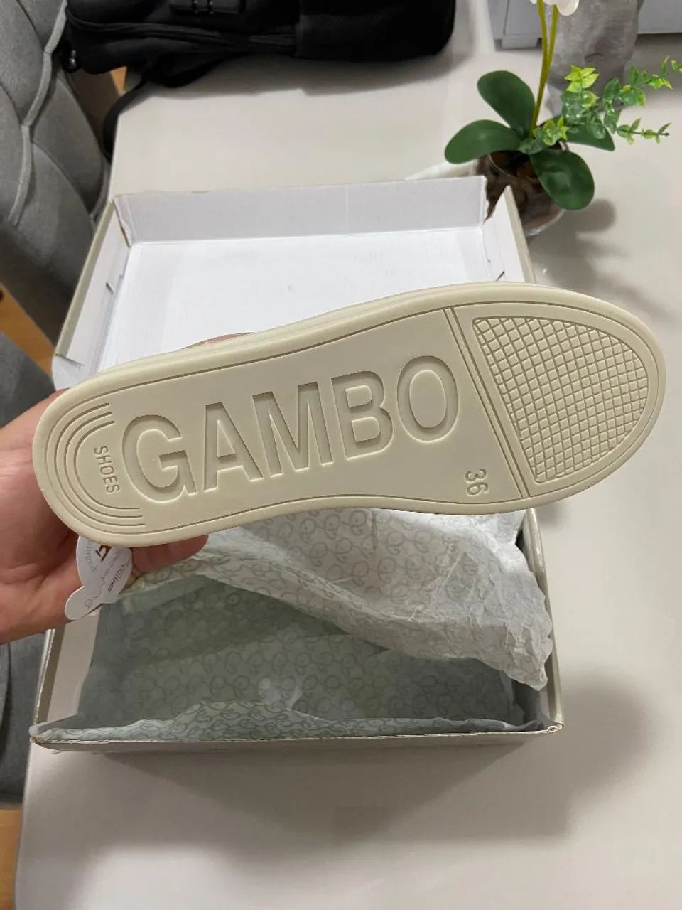Vendo tênis da marca Gambo - Foto 4