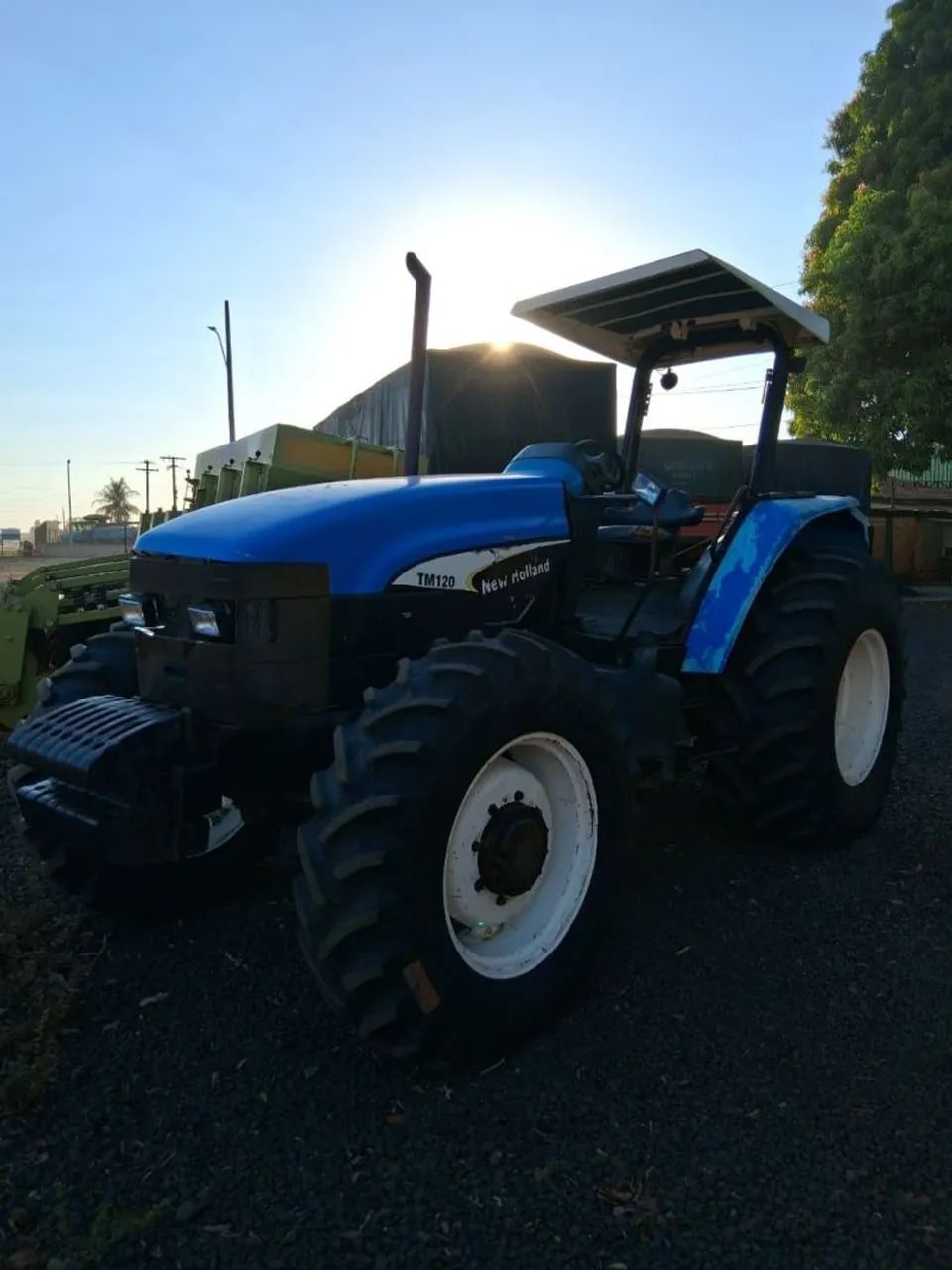 Trator Tm 120 ano 2000 - Foto 3