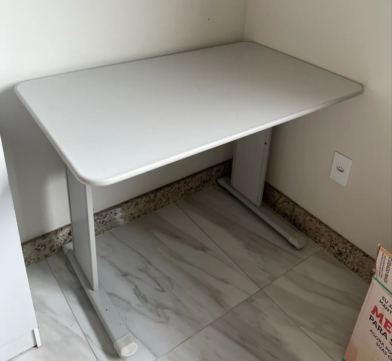 Mesa de escritório 