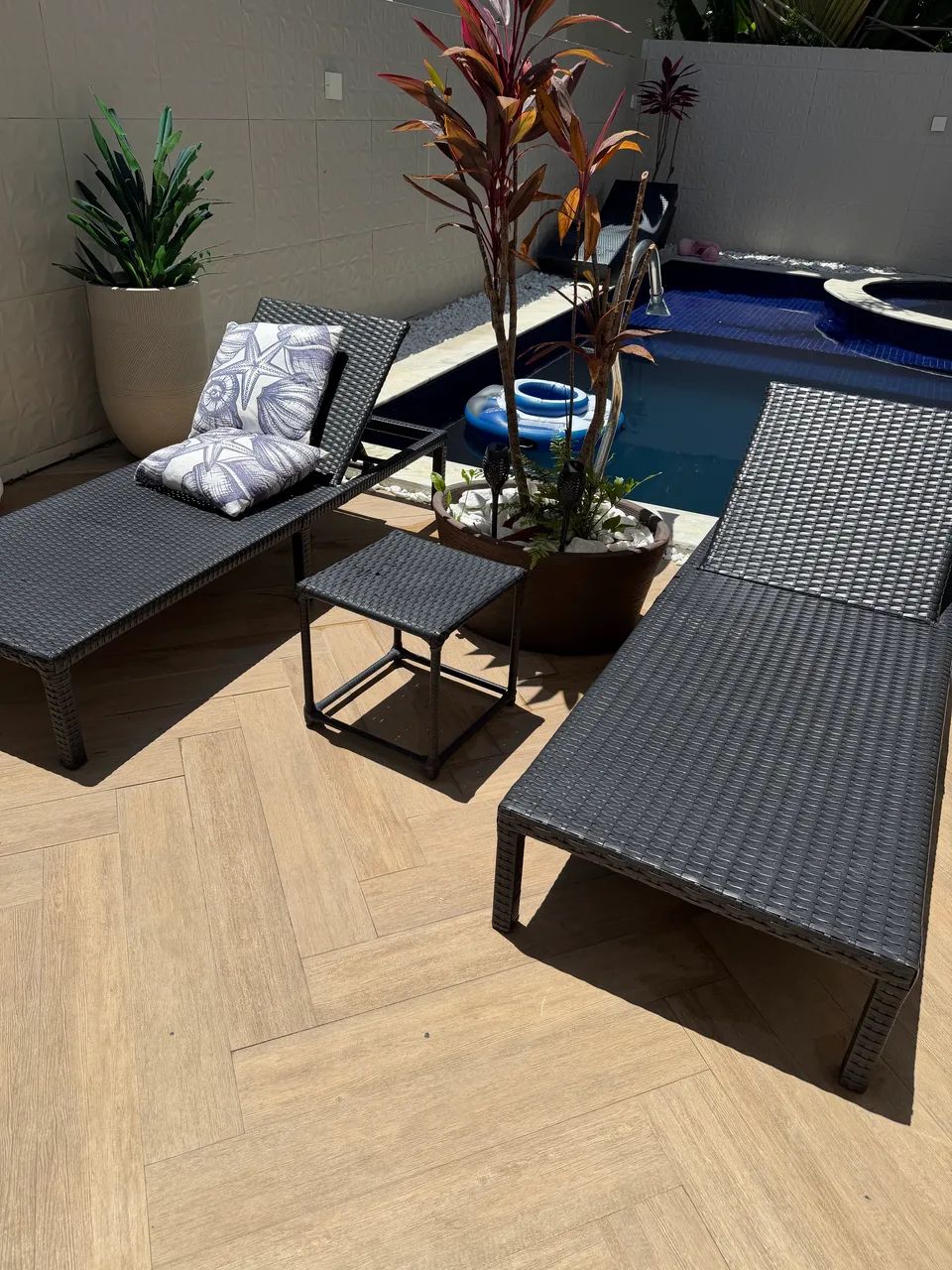 Espreguiçadeira Piscina Dubai Premium