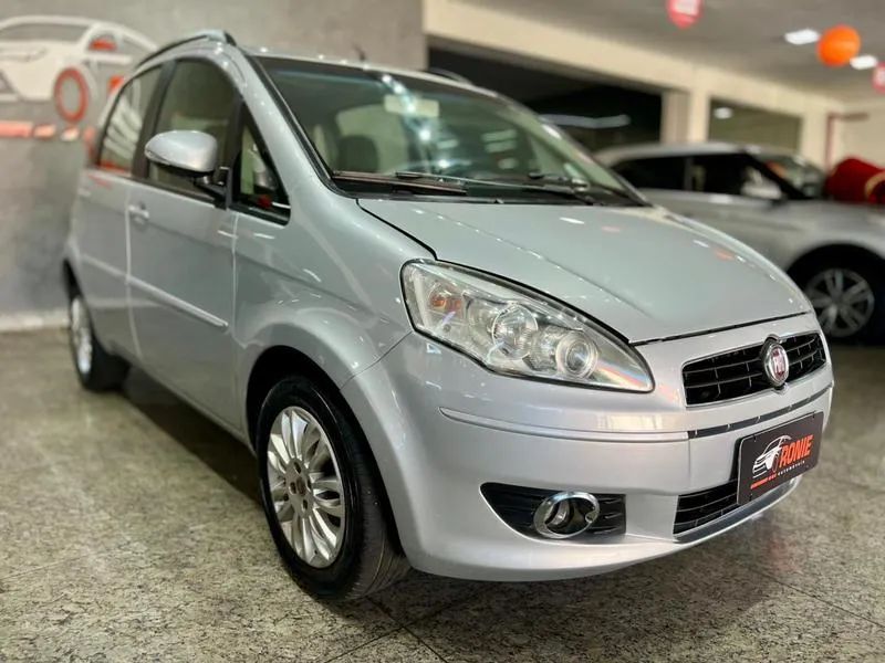 Fiat Idea Attractive 1.4 Fire Flex 8V 5P 2012
