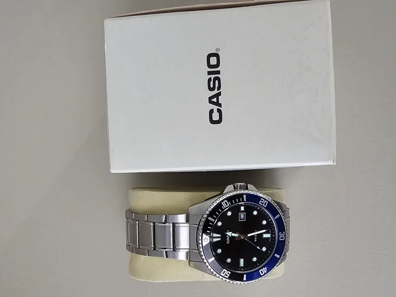 Vende-se Relógio CASSIO (DURO) BATMAN - Foto 4