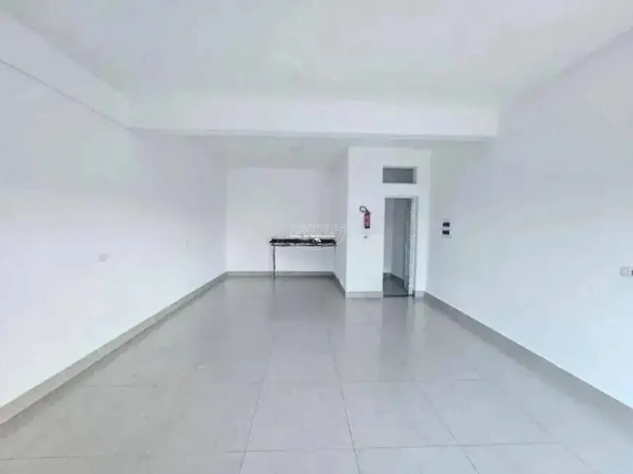 Salão comercial para alugar no bairro Parque São Matheus, Piracicaba. - Foto 4