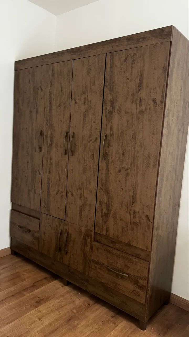 Guarda Roupa