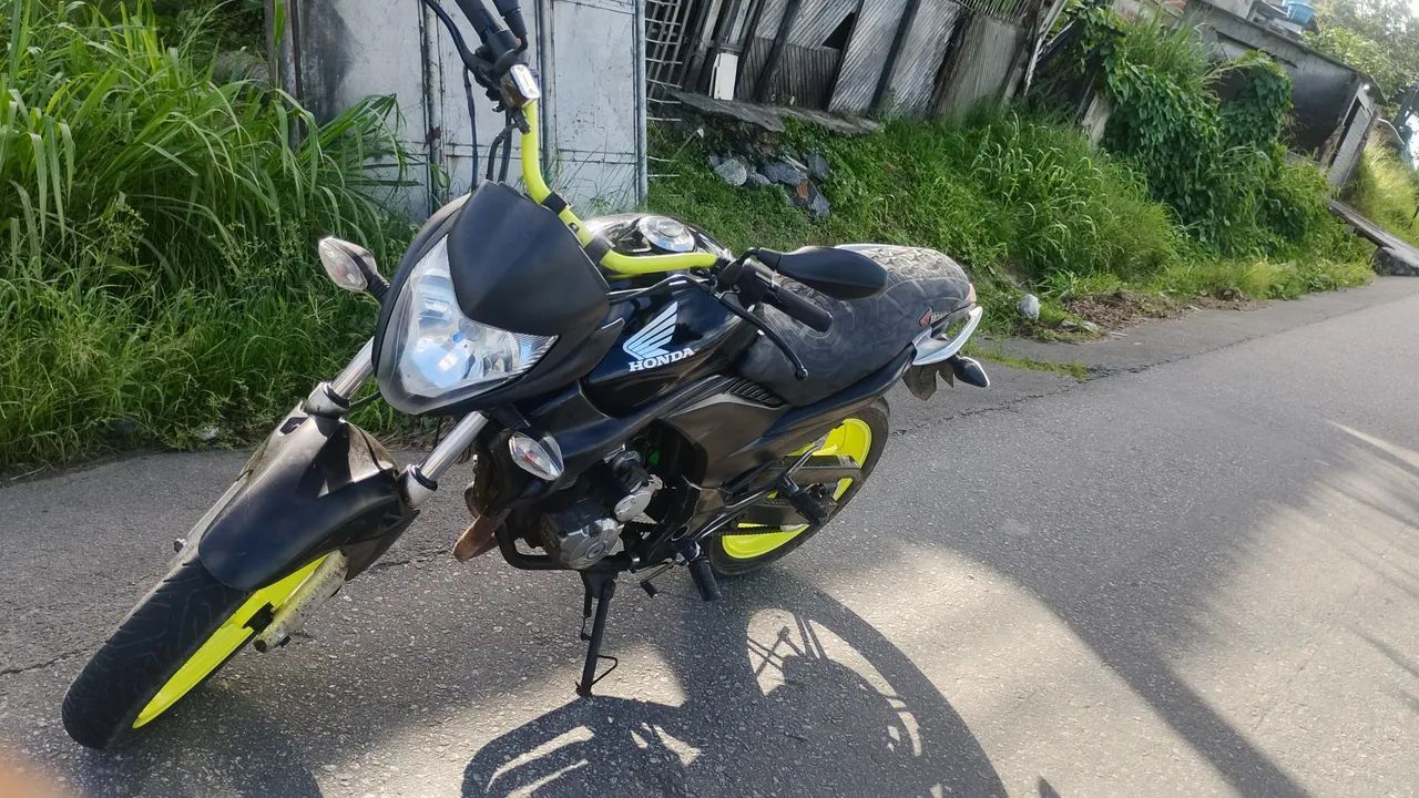 CB 300 - Foto 3