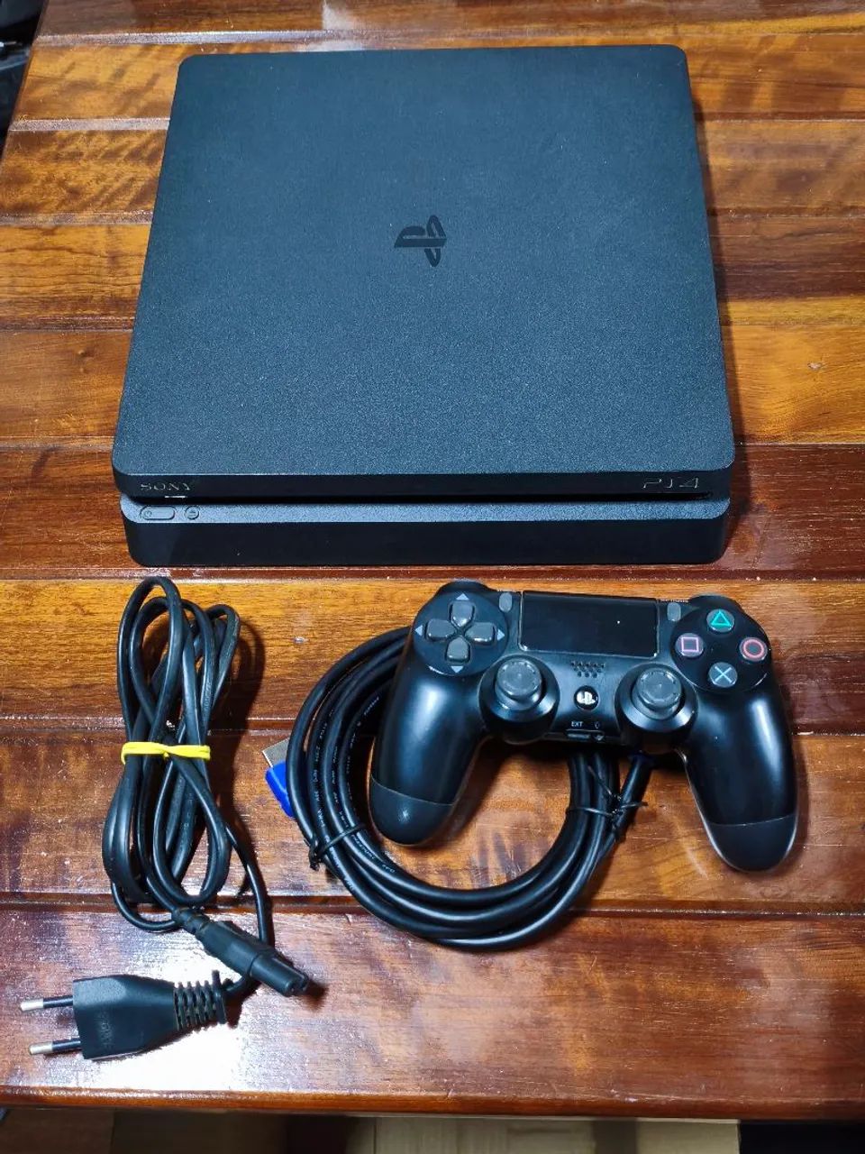 Playstation 4  1TB 