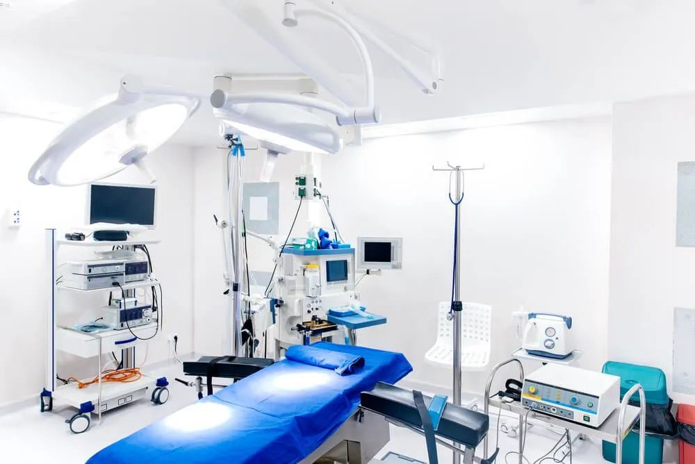 Realização de cirurgias e tratamento médico  - Foto 4