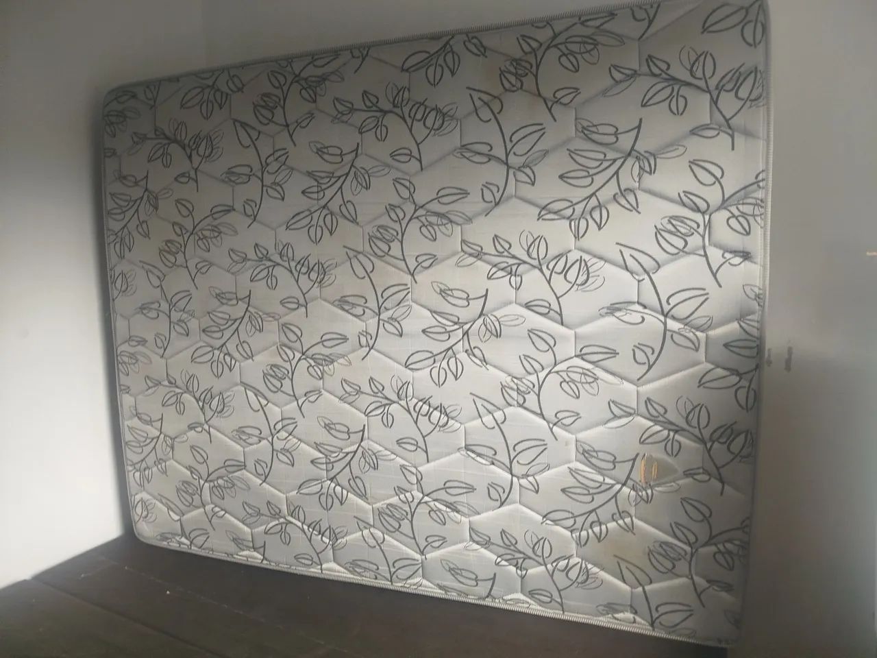 Cama quenn onix com mola ensacada  - Foto 3