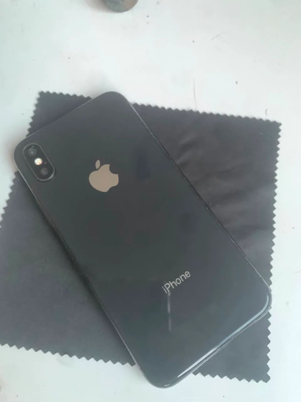 iPhone X 256GB Preto
