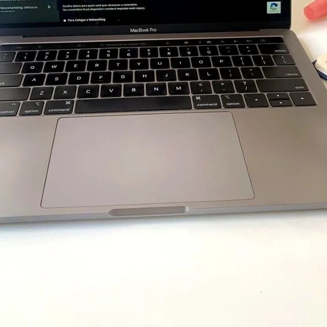 MacBook Pro 13" 2019 Touch Bar i5 8GB 256GB - Ótimo estado - Foto 3