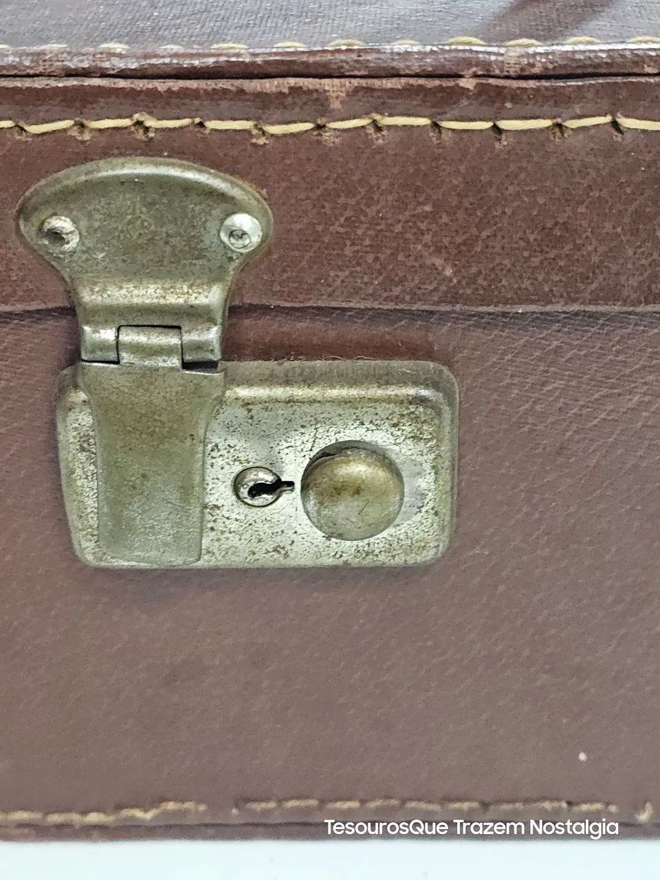 Maleta Em Couro Antiga Fabrica de Malas 23 cm - Foto 2