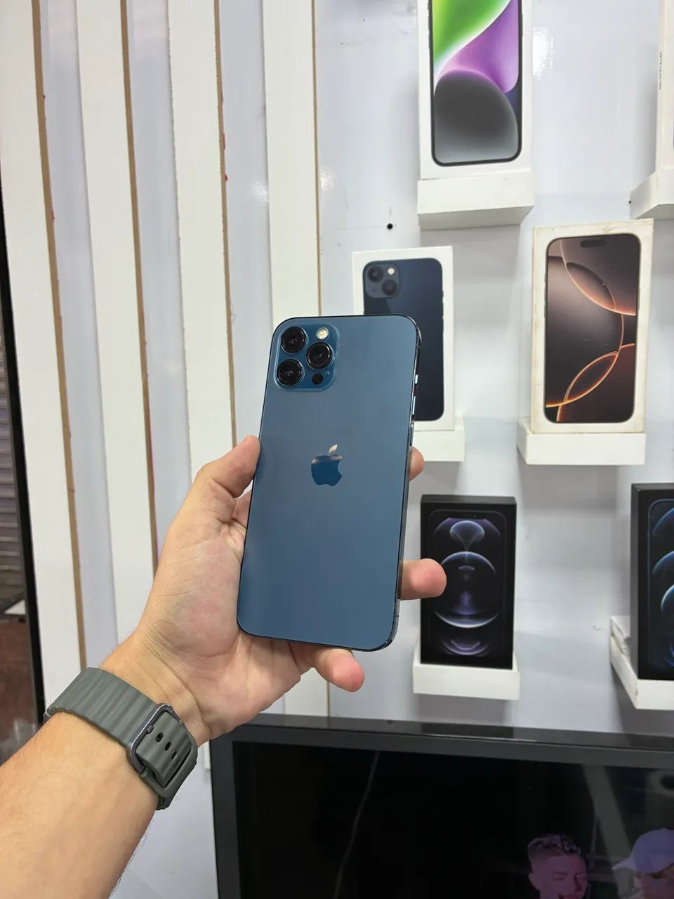 IPHONE 12 PRO MAX - 128GB 