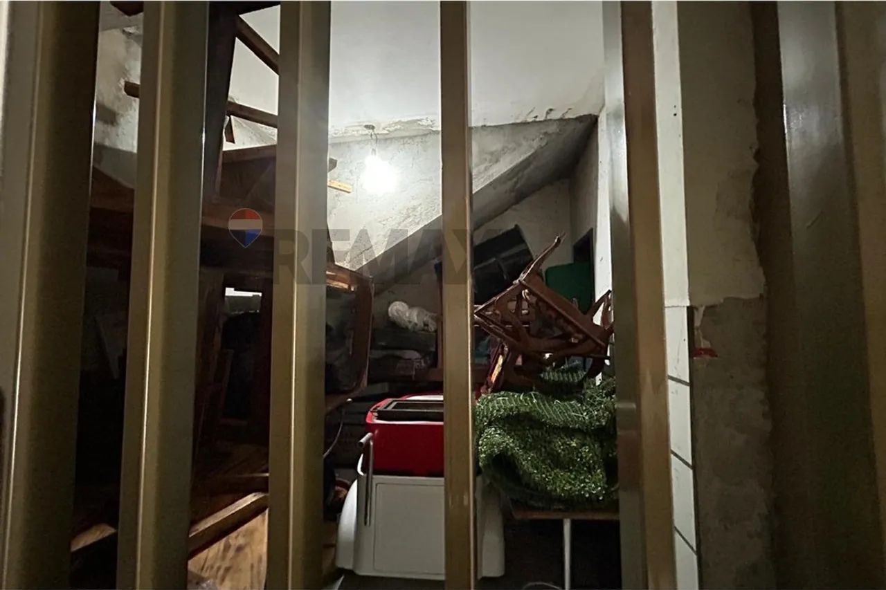Ponto comercial e 4 apartamentos - Foto 3