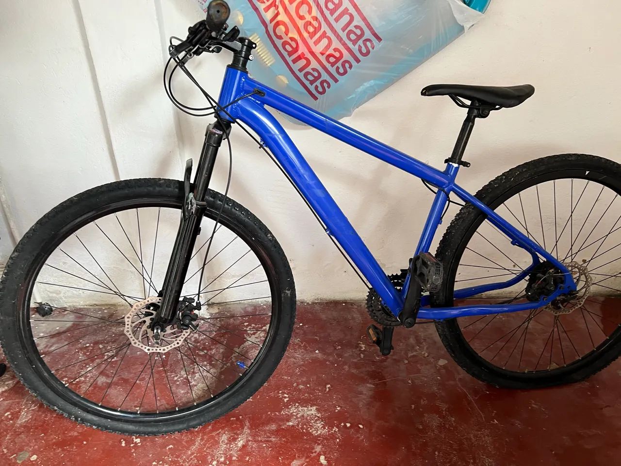 Bicicleta semi nova Aro 27  - Foto 2