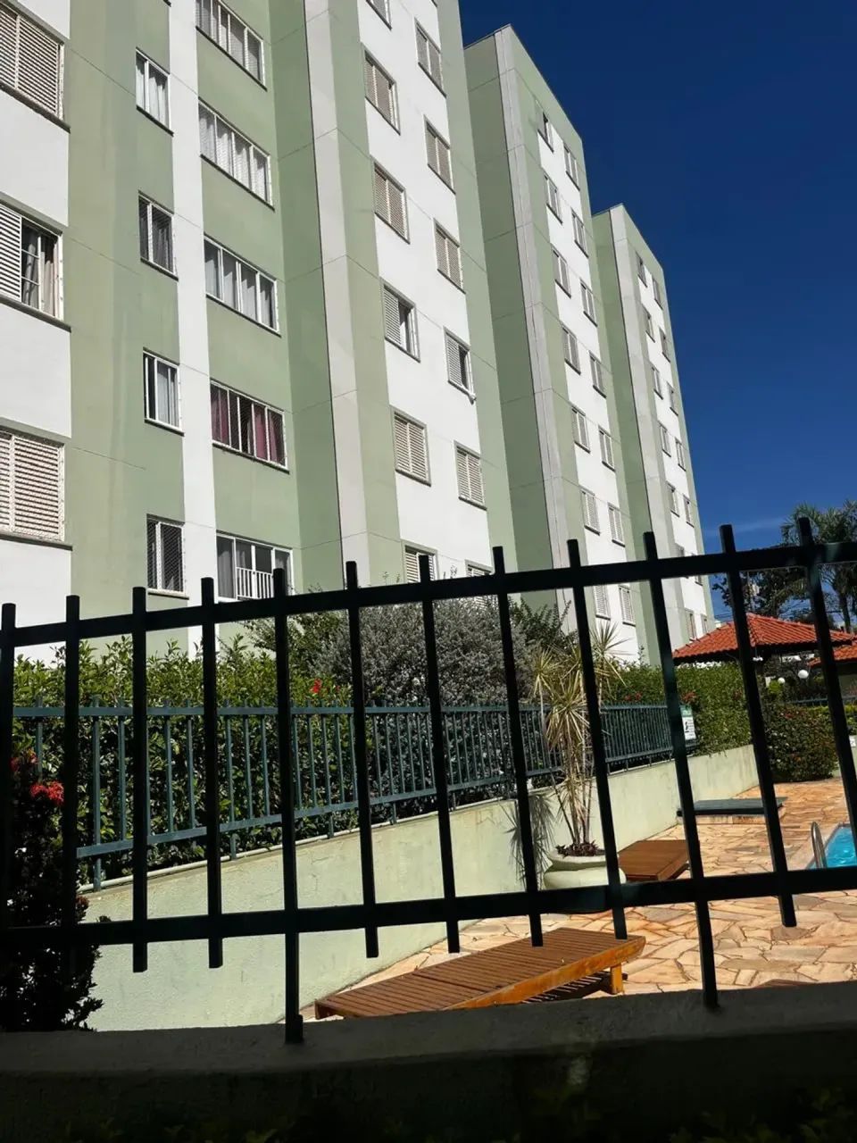 EDIFICIO VILLA VERDE - PROX AO CAMÉLIAS 03 DORM - Foto 3