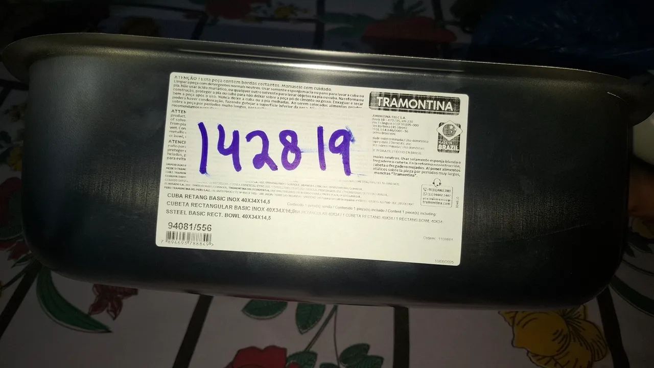 Vendo essa cuba retangular basic Inox com válvula,Marca:Tramontina.Tamanho 40×34×14,5.Nova