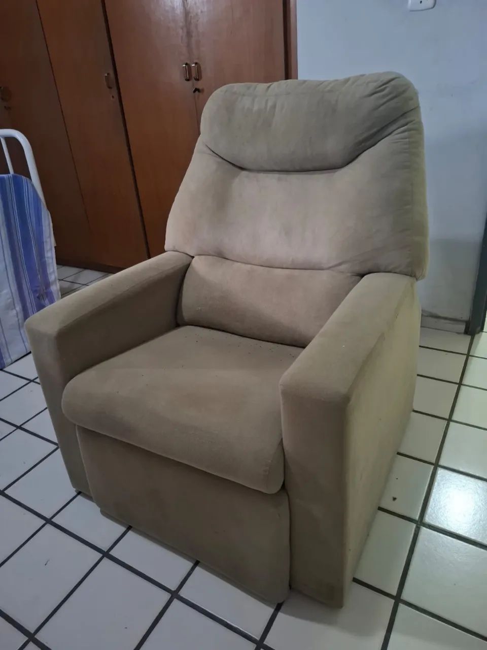 Poltrona reclinável 