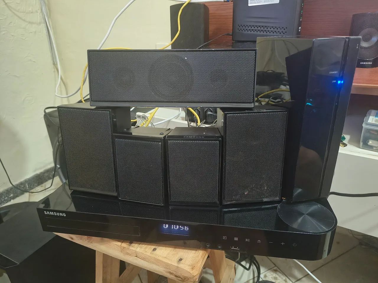 Home teather Samsung, blu-ray,1000w, caixas sem fio