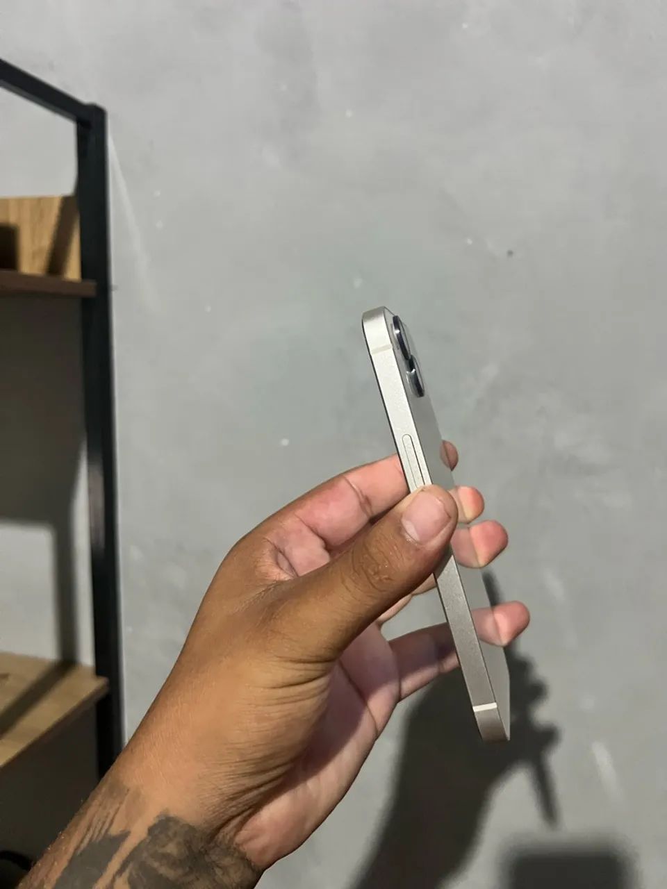 iPhone 13 128GB Branco  - Foto 2