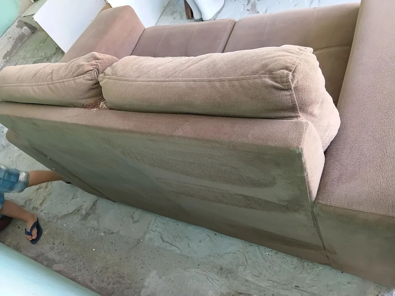 Vendo sofá 2 lugares em bom estado  - Foto 4