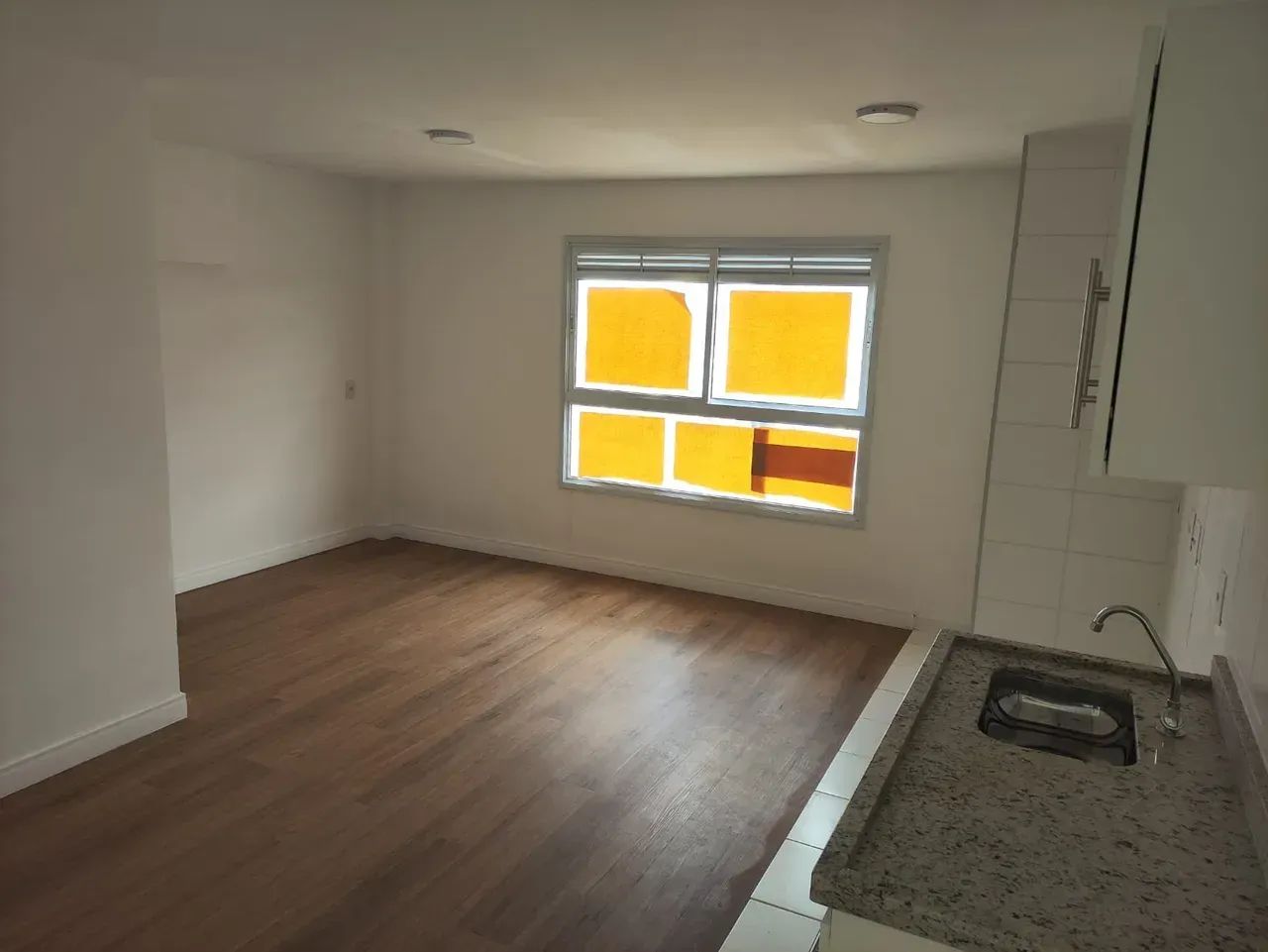 ÓTIMO LOFT para venda no EDIFÍCIO CARMENERE RESIDENCIAL tem 26 m² com 1 quarto no Centro d - Foto 2