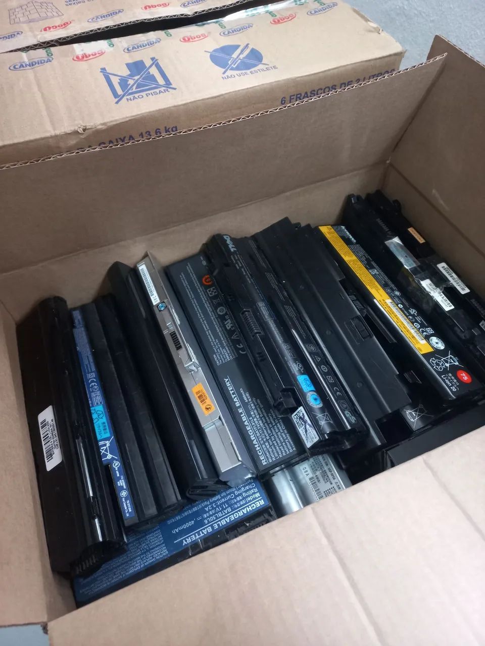28kg Baterias de Notebook cerca de 60