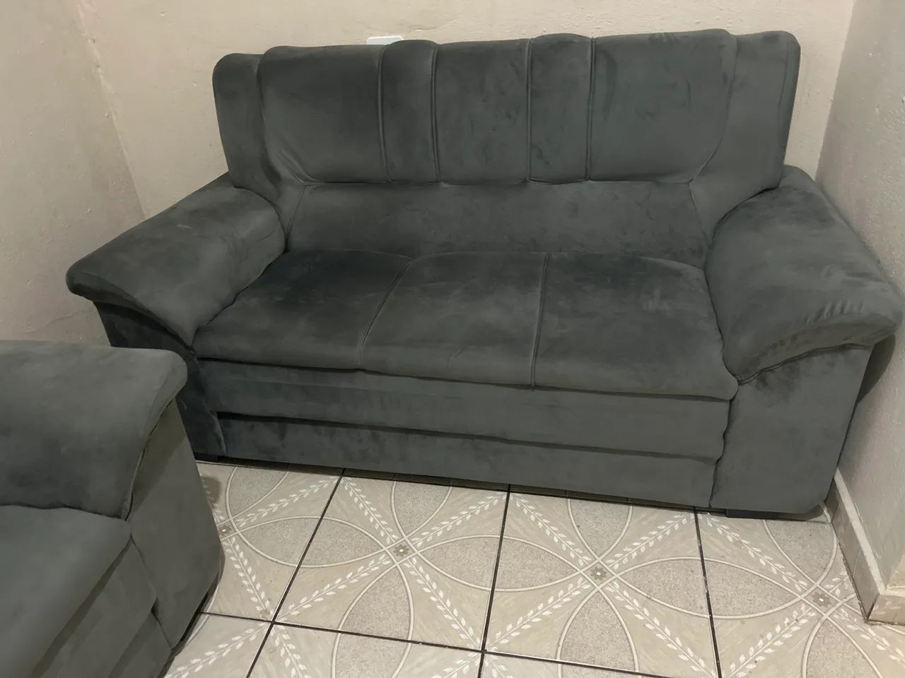 VENDE-SE CONJUNTO DE SOFÁS SEMI NOVOS  - Foto 3
