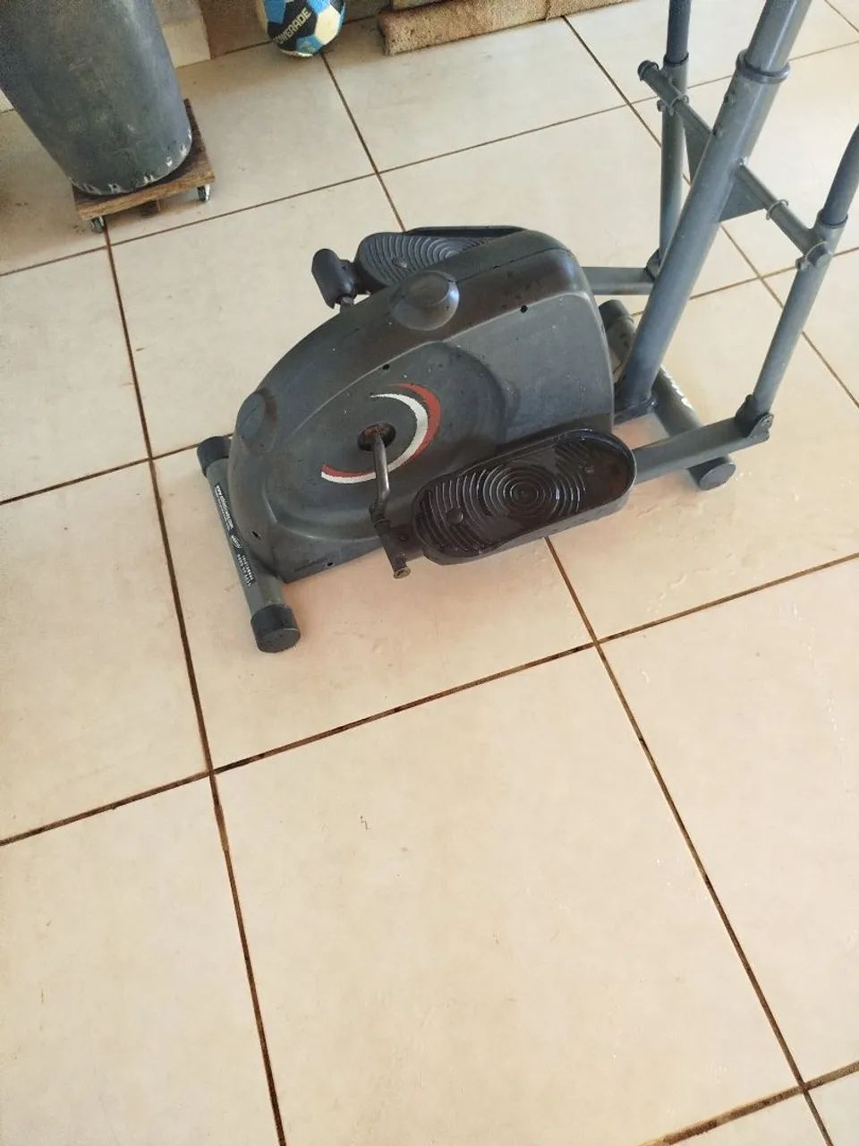 APARELHO DE GINÁSTICA PEDAL ELÍPTICO  - Foto 4
