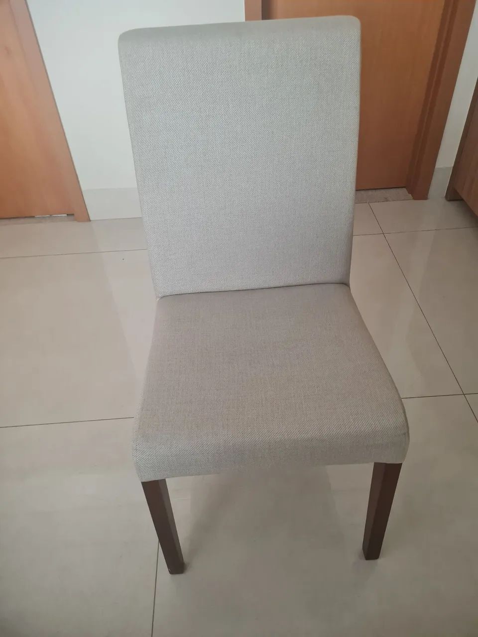 Mesa de jantar com cadeiras - Foto 2