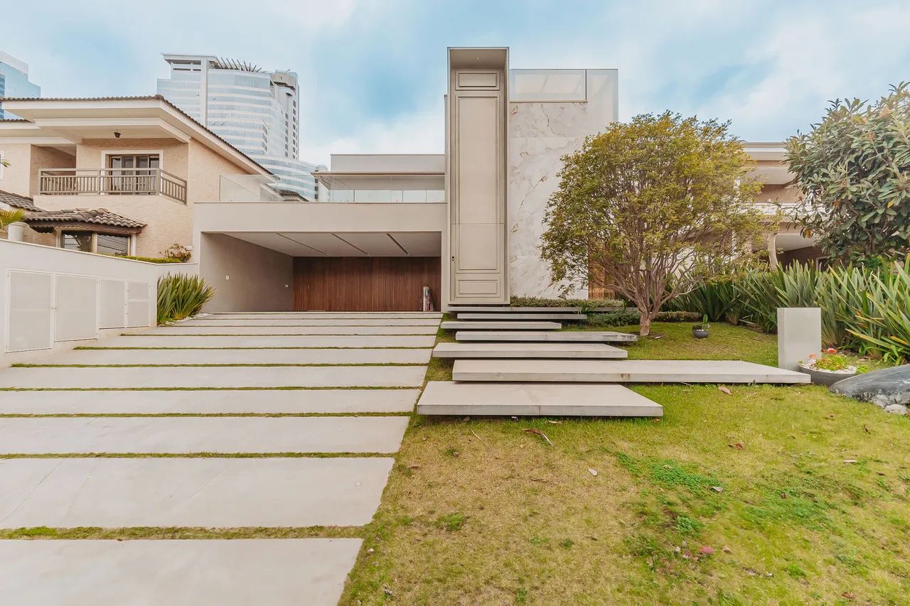 Casa Alto Padrão